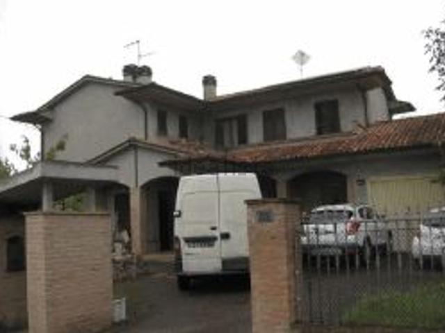 Costruzione in vendita di m² in Via del Quattro, 34