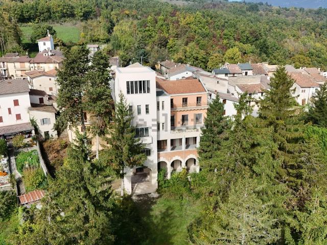 Costruzione in vendita di m² in Via della Rocchetta, 13