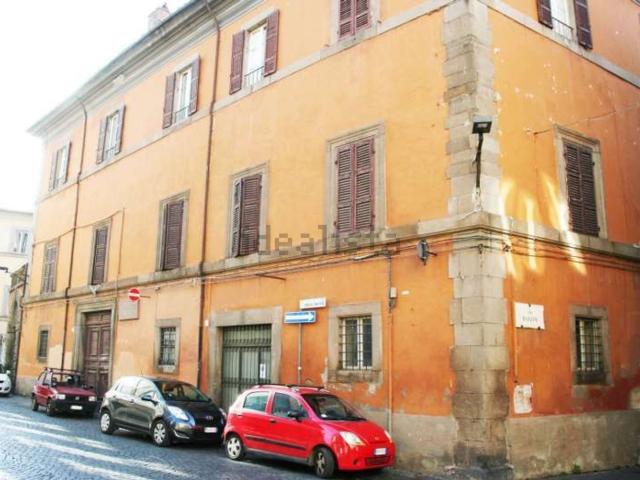 Costruzione in vendita di m² in Via della Verità, 10
