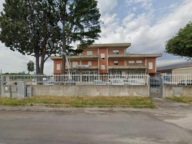 Costruzione in vendita di m² in Via Don Angelo Cappannini, 13