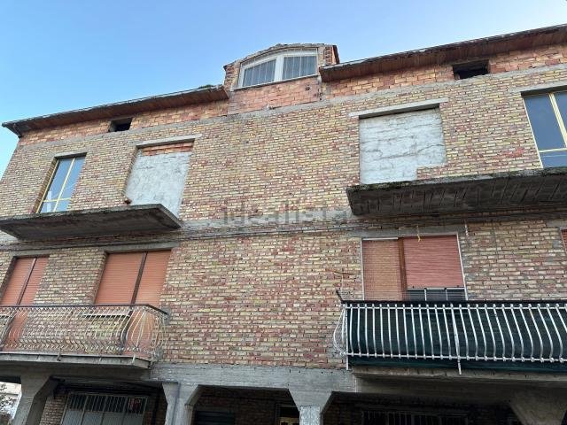 Costruzione in vendita di m² in Via Filippo Brunelleschi, 9