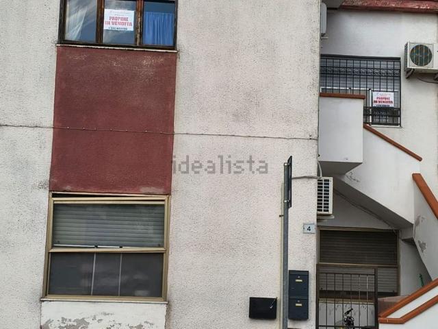 Costruzione in vendita di m² in Via Fosse Ardeatine