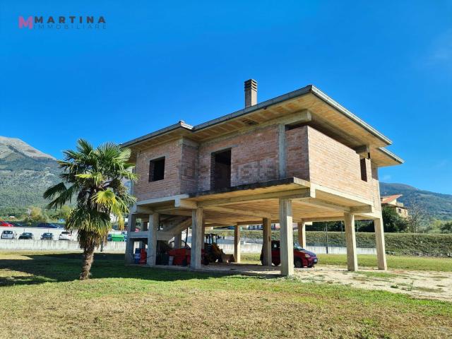 Costruzione in vendita di m² in Via Fornace