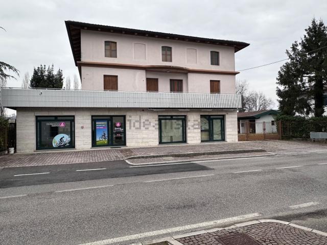 Costruzione in vendita di m² in Via Forum Julii