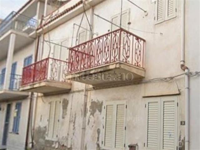 Costruzione in vendita di m² in Via Fratelli Bandiera