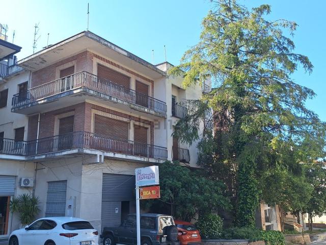 Costruzione in vendita di m² in Via Frentana, 89