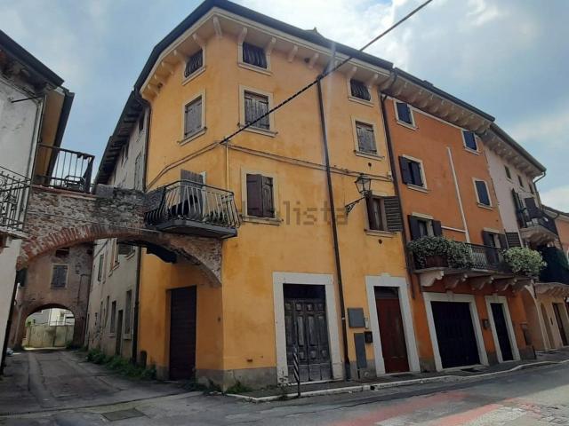 Costruzione in vendita di m² in Via Guglielmo Marconi, 31