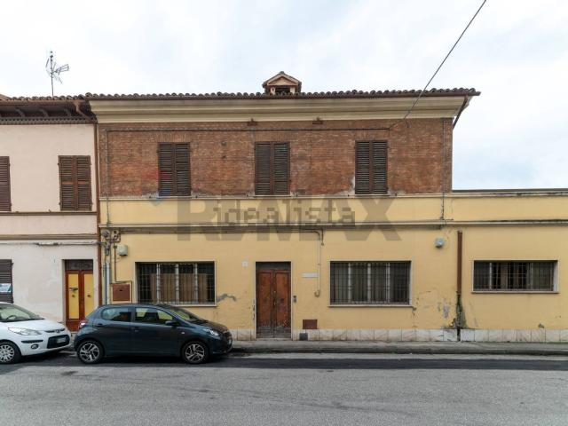 Costruzione in vendita di m² in Via Gallodoro, 5