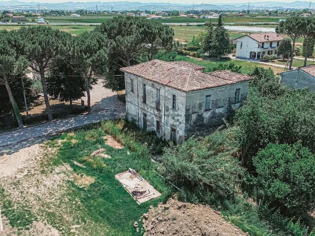 Costruzione in vendita di m² in Via Gattolino, 589