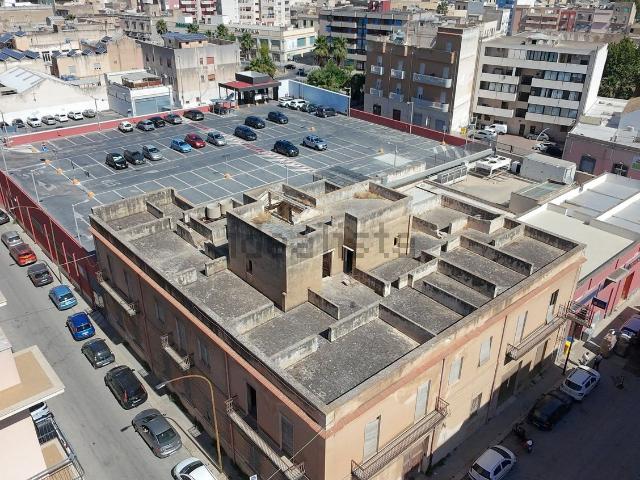 Costruzione in vendita di m² in Via Generale Ameglio, 10