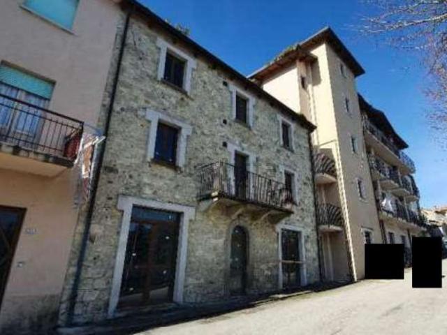 Costruzione in vendita di m² in Via Giacomo Leopardi
