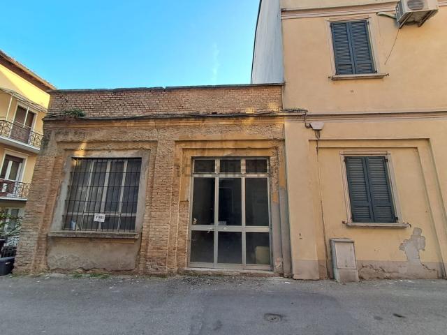 Costruzione in vendita di m² in Via Giovanni Pascoli, 24