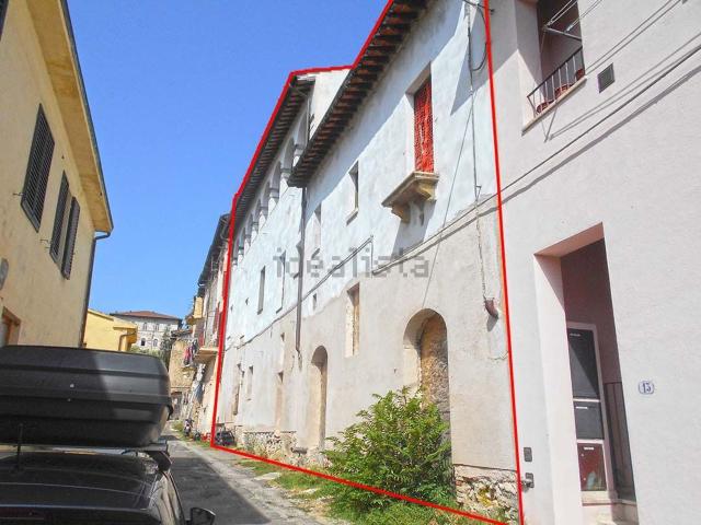 Costruzione in vendita di m² in Via Giuseppe Garibaldi