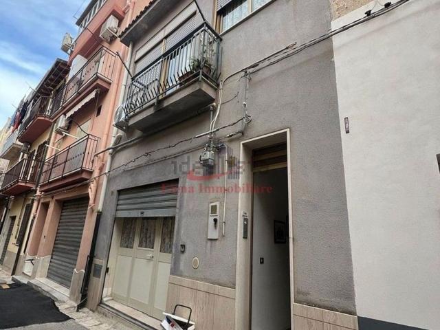 Costruzione in vendita di m² in Via Giuseppe Platania