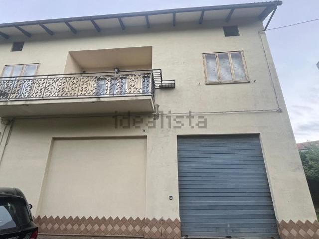Costruzione in vendita di m² in Via Grasceta