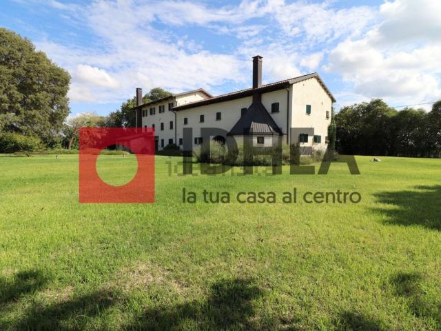 Costruzione in vendita di m² in Via Gritti