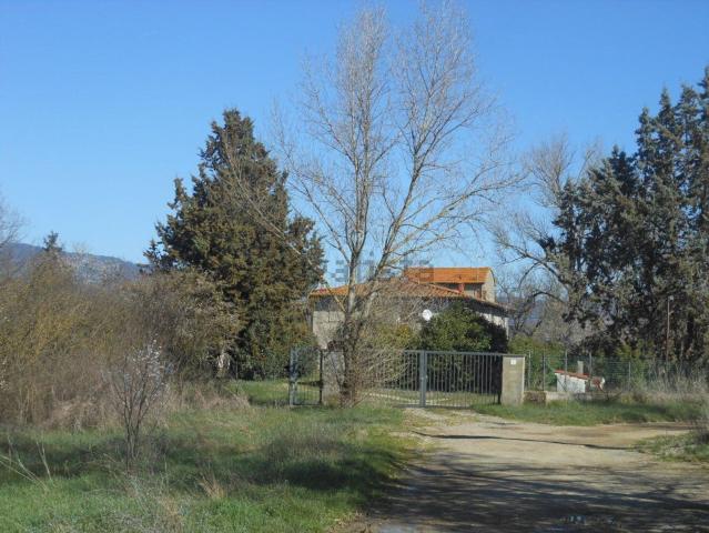 Costruzione in vendita di m² in Via la luna, 1