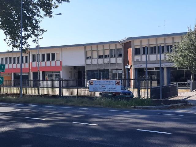 Costruzione in vendita di m² in Via Pecile