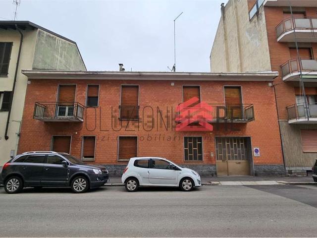 Costruzione in vendita di m² in Via Perazzi, 72