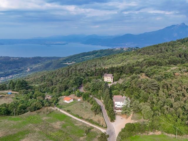Costruzione in vendita di m² in Via Pineta Sperane