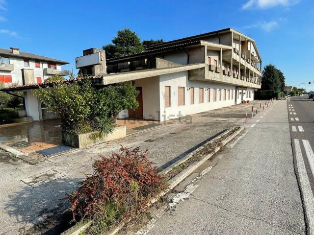 Costruzione in vendita di m² in Via Ponte D&apos Oro