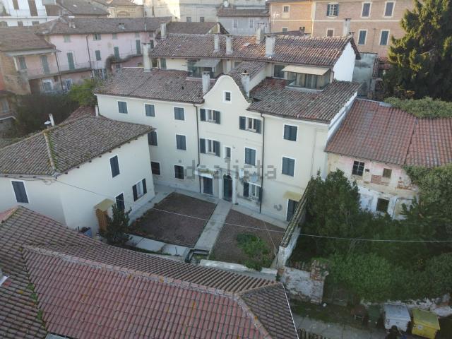 Costruzione in vendita di m² in Via Roma