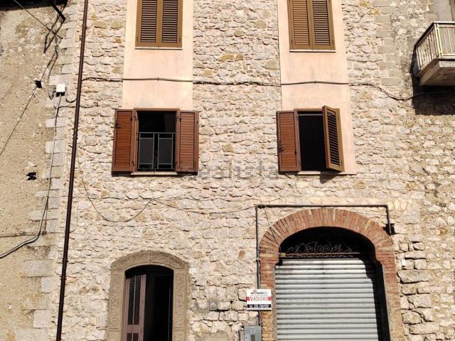 Costruzione in vendita di m² in Via Roma, 65