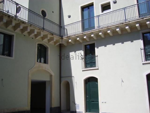 Costruzione in vendita di m² in Via Romeo, 30
