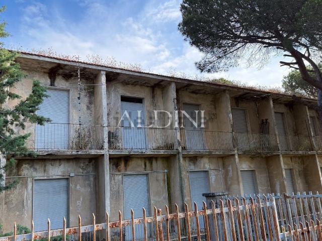 Costruzione in vendita di m² in Via San Bernardo
