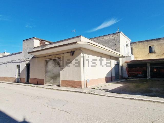 Costruzione in vendita di m² in Via Sicilia, 5