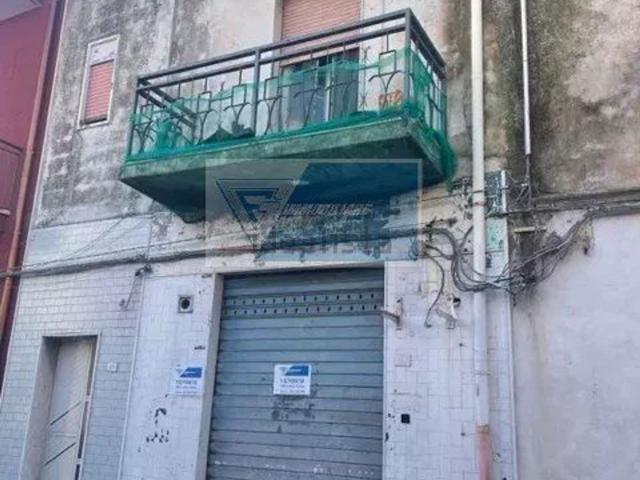 Costruzione in vendita di m² in Via Siracusa