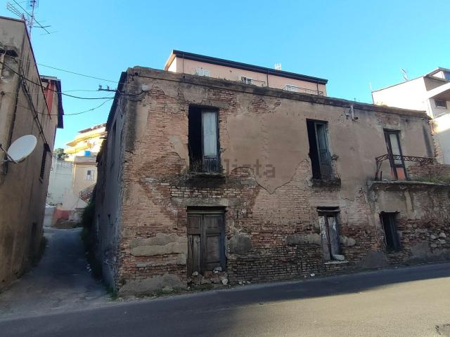 Costruzione in vendita di m² in Via Spirito Santo