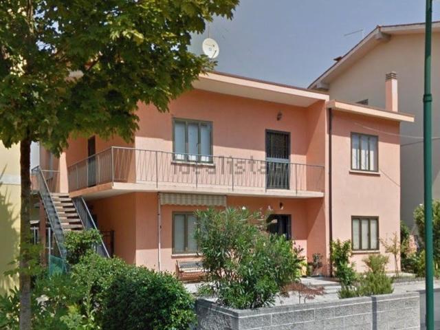 Costruzione in vendita di m² in Via Tarvisio, 90