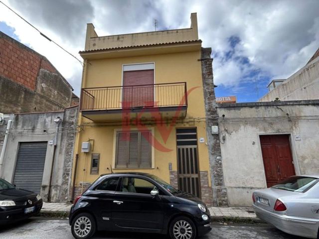 Costruzione in vendita di m² in Via Umberto I, 465
