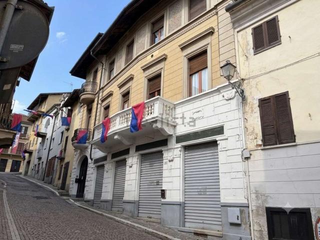 Costruzione in vendita di m² in Via Umberto I, 32