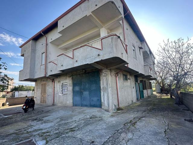 Costruzione in vendita di m² in Via Vurghe