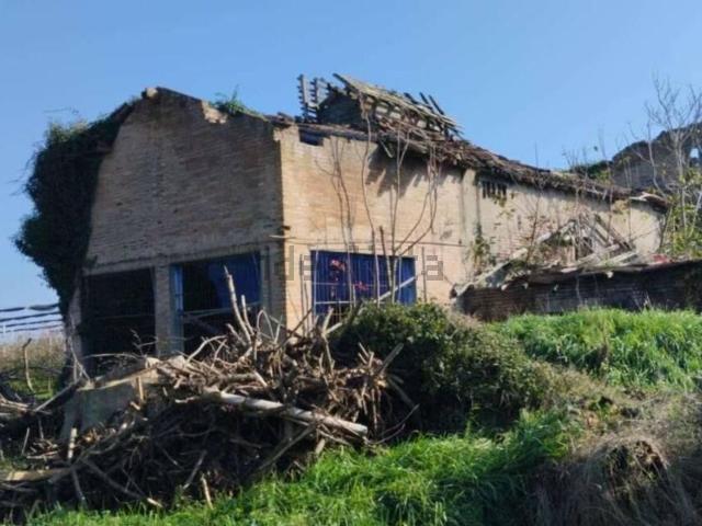 Costruzione in vendita di m² in Via Viazza, 109