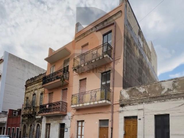 Costruzione in vendita di m² in Via Xifonia, 143