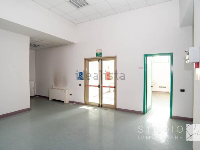 Costruzione in vendita di m² in Viale Adua
