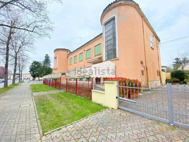 Costruzione in vendita di m² in Viale Giuseppe Verdi, 18