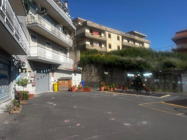 Costruzione in vendita di m² in Viale della Regione, 30