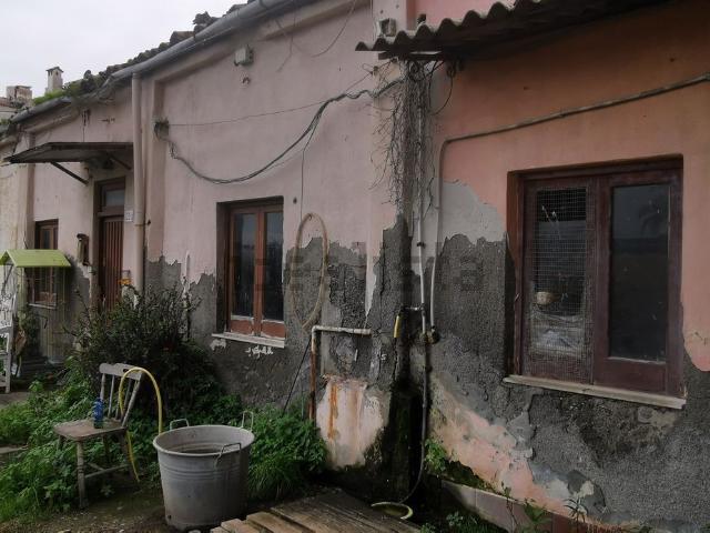 Costruzione in vendita di m² in Vico Tonnara di Santa Lucia, 1