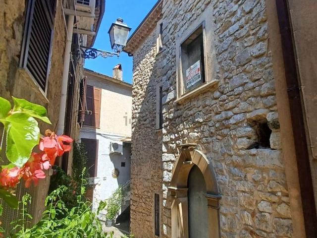Costruzione in vendita di m² in Vicolo del Gatto, 10