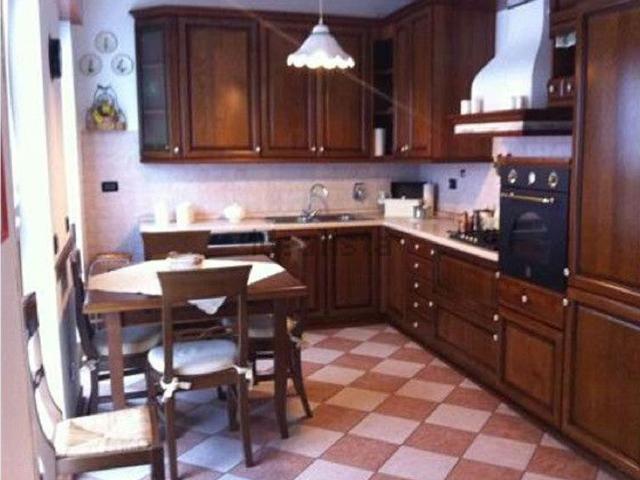 Costruzione in affitto di m² in Via Alessandro Volta, 37