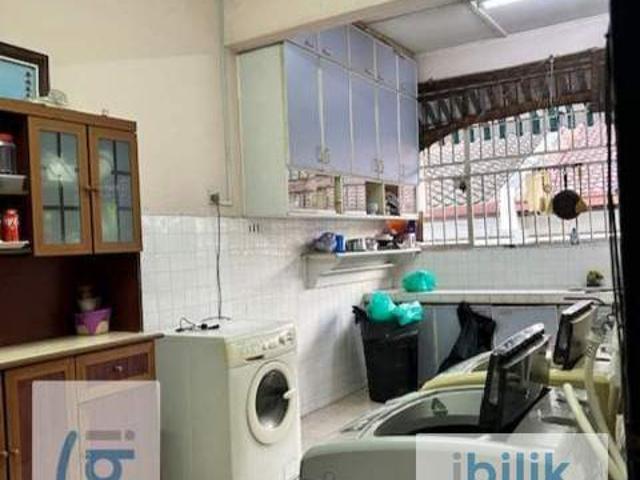 Cosy medium room for single occupancy