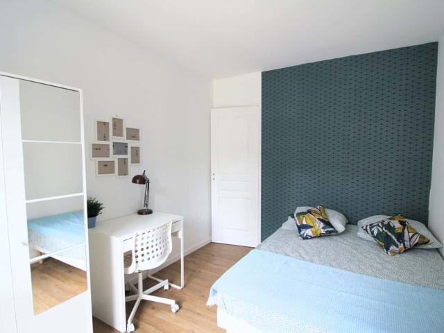 Cosy and luminous bedroom 10m² CL29
