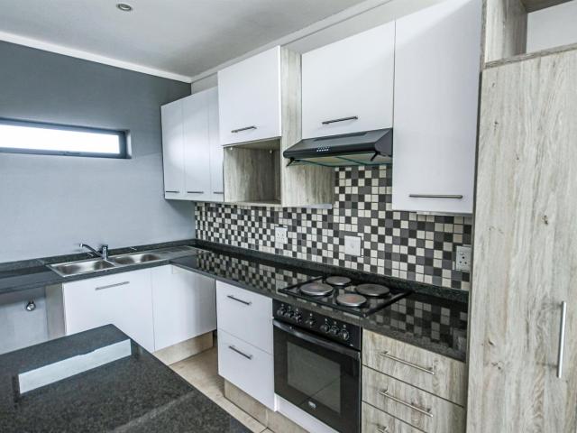 Cosy and neat 1 bedroom apartment for sale in the heart of Secunda