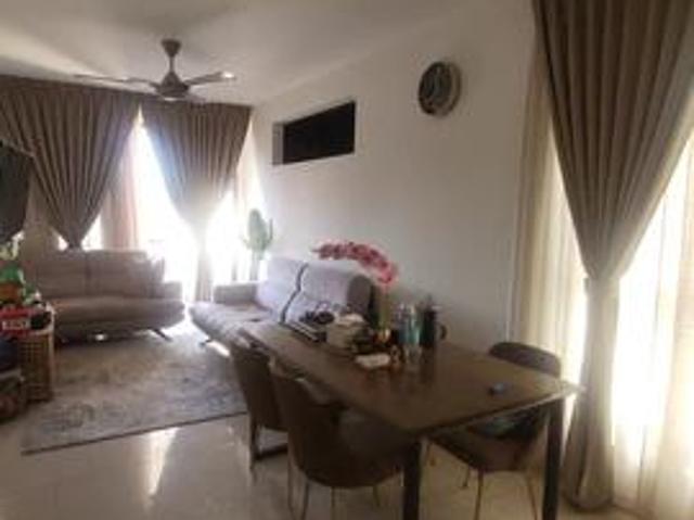 Cosy condo at nadayu 62 Melawati for rent