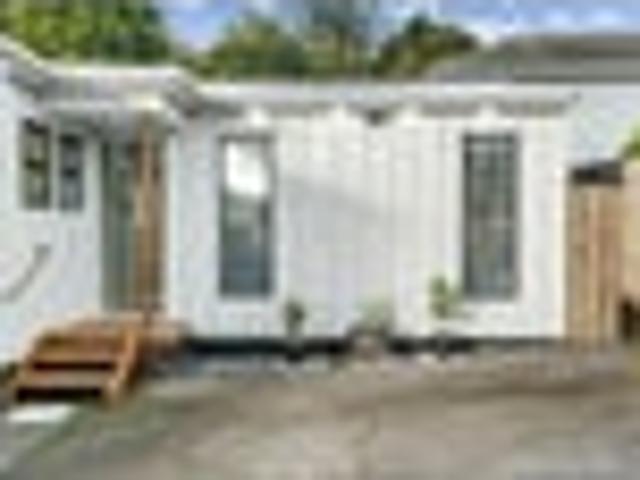 Cosy, Contemporary and Convenient