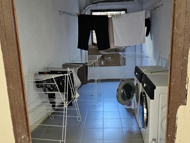 Cosy double bedroom near Diagonal metro station